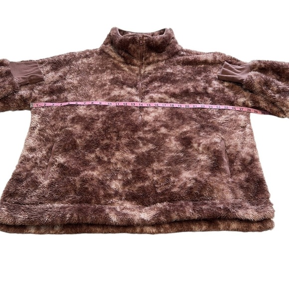 LuLaRoe Pink Tye Dye Teddy Bear Nancy Fleece - Size XL - Picture 8 of 15